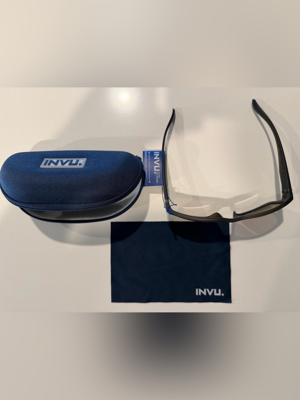 INVU sunglasses polarized. 115-C2